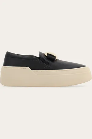 Salvatore Ferragamo Vielseitig mit Großstadt-Style: der Slip On-Sneaker ist die perfekte Wahl für informelle Anlässe