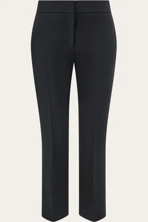 Salvatore Ferragamo Diese Hose ist aus Duchesse-Stoff aus Wollmischung gefertigt und zeichnet sich durch ihren raffinierten ausgestellten Schnitt unter dem Knie und die Cropped-Länge aus, die die schmalste Stelle des Beines geschickt unterstreicht