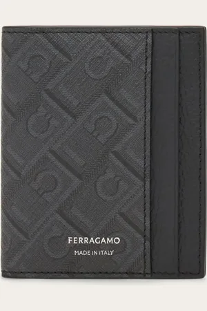 Salvatore Ferragamo Neues Kreditkartenetui mit Buchkonstruktion, Innenseite aus gehämmertem Kalbsleder und Außenseiten aus beschichtetem Gewebe mit Monogram Print
