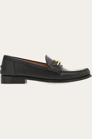 Salvatore Ferragamo Ungezwungene Eleganz für jeden Tag: neuer Loafer, inspiriert durch den British-Style, aus geschliffenem Kalbsleder mit Glanzfinish