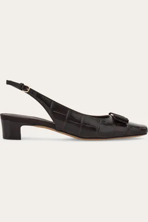 Salvatore Ferragamo Elegant, zeitlos, superfeminin: der Slingback aus Kalbsleder mit Alligator-Print ist eine Stil-Ansage