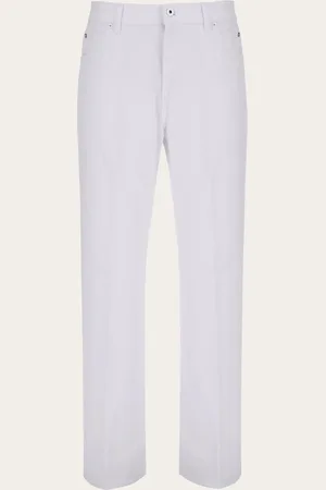 Salvatore Ferragamo Basic der Alltagsuniform: aus reiner Baumwolle gefertigte 5-Pocket-Jeans in den Nuancen der Saison