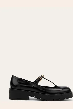 Salvatore Ferragamo Neue Preppy-Variante der Mary-Jane-Ballerina, verziert mit einer F-Schnalle mit Gelenk auf dem Fußspann