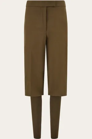 Salvatore Ferragamo Bei dieser Hose, die an Vintage-Militär-Modelle erinnert, wird die Schneiderkonstruktion des oberen Teils mit einem Einsatz aus Rippenstrick unter dem Knie kombiniert