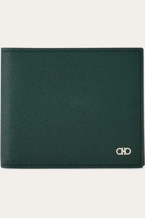 Salvatore Ferragamo Schmal und elegant: die neue Brieftasche kommt hier aus gehämmertem Kalbsleder mit Gancini-Ornament auf der Vorderseite