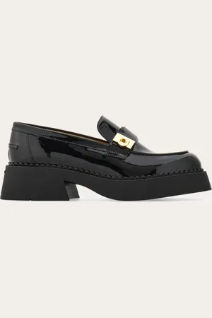 Salvatore Ferragamo Kühner neuer Loafer mit gewölbter Vorderkappe und doppelt hoher Sohle aus ultraleichtem Gummi mit Trapezprofil