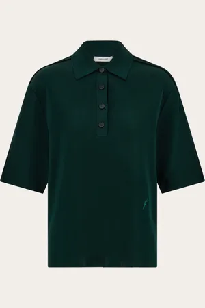 Salvatore Ferragamo Edle Variante des kurzärmeligen Poloshirts, gefertigt aus einem fließenden und strahlenden Viskosestrick