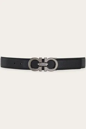 Salvatore Ferragamo Eine zeitgemäße Interpretation des bekanntesten Gürtels, in zweifarbiger Wendeausführung für perfekte Vielseitigkeit