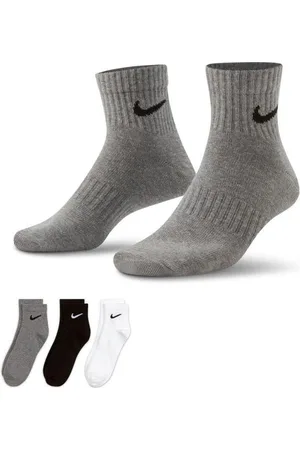 Nike Unisex Everyday Lightweight Training Ankle Socks (3 Pairs) bunt