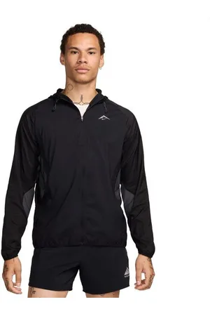 Nike Herren Trail Aireez Jacket schwarz