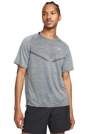 Nike Herren Dri-Fit ADV Techknit Ultra Short-Sleeve Running Top grau