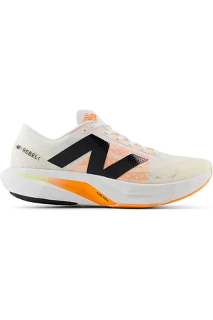 New Balance Fuelcell Rebel V4 Laufschuhe Herren