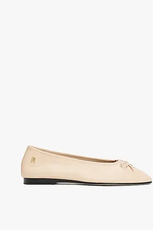 Tommy Hilfiger Ballerina aus Leder mit TH-Monogramm