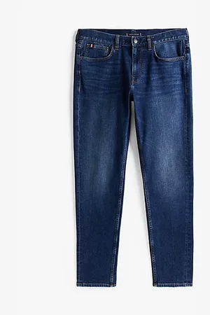 Tommy Hilfiger Harlem Relaxed Tapered Leg Jeans