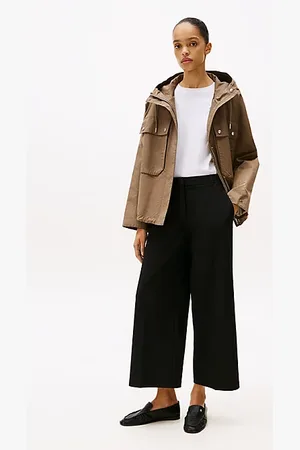 Tommy Hilfiger Knitterfreie Cropped Fit Hose mit weitem Bein