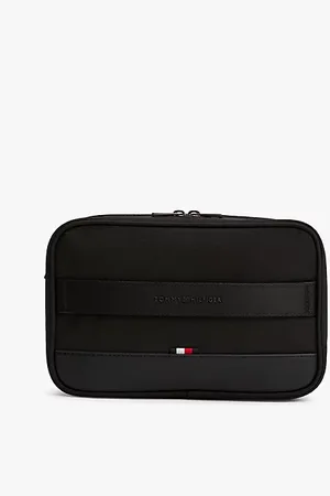 Tommy Hilfiger Kulturbeutel mit Mesh-Fach und Metall-Logo