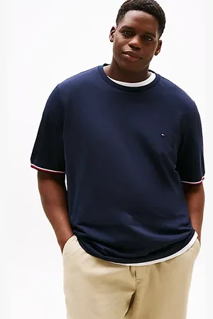 Tommy Hilfiger Plus T-Shirt mit Global-Streifen am Bündchen