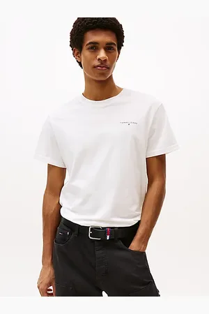 Tommy Hilfiger Slim Fit T-Shirt mit länglichem Logo