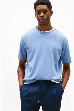 Tommy Hilfiger Relaxed Fit T-Shirt mit gleichfarbigem Logo