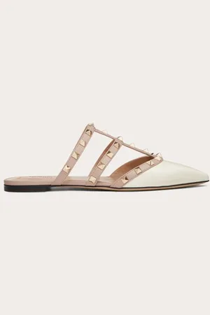 VALENTINO GARAVANI MULES ROCKSTUD AUS LACKLEDER Frau 35.5