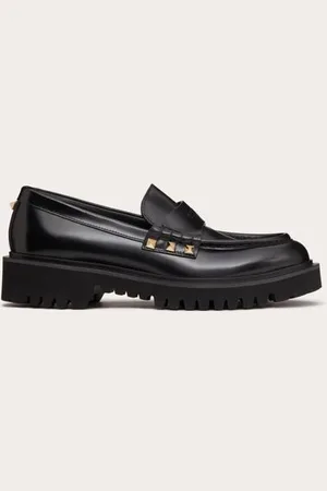 VALENTINO GARAVANI ROCKSTUD LOAFER AUS KALBSLEDER Frau 35.5