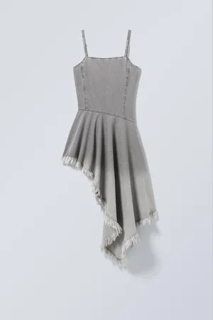 Weekday Kurzes asymmetrisches Denim-Kleid