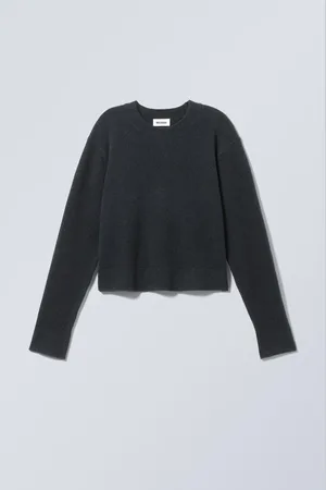Weekday Pullover Ayla