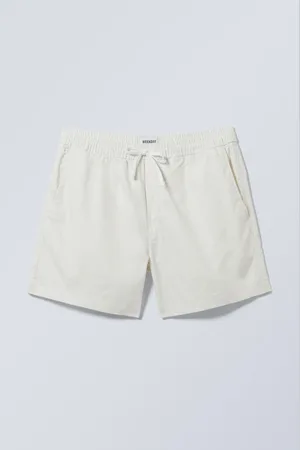 Weekday Oxford-Shorts mit normaler Passform