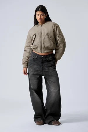 Weekday Kurz geschnittene Bomberjacke
