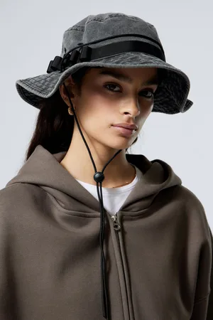 Weekday Bucket Hat im Utility-Stil