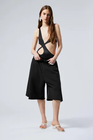 Weekday Lockere knielange Jersey-Shorts