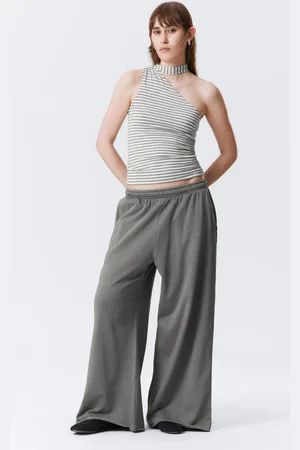 Weekday Baggy-Sweatpants mit niedrigem Bund & weitem Bein
