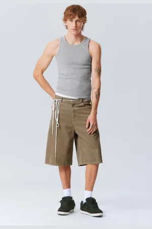 Weekday Astro - Lockere Baggy-Shorts aus Cord