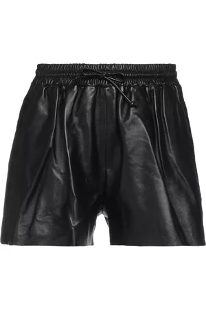 Belstaff Damen Weite Hosen - HOSEN & RÖCKE - Shorts & Bermudashorts - on YOOX.com