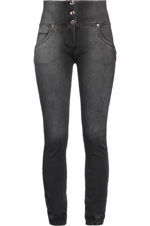 Freddy Damen Cropped Jeans - HOSEN & RÖCKE - Jeanshosen - on YOOX.com