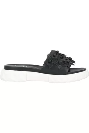 Jeannot Damen Sandalen - SCHUHE - Sandalen - on YOOX.com
