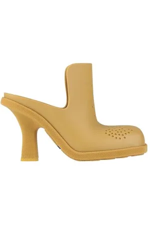 Burberry SCHUHE - Mules & Clogs