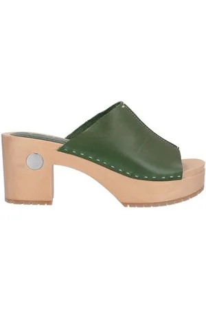 High SCHUHE - Mules & Clogs